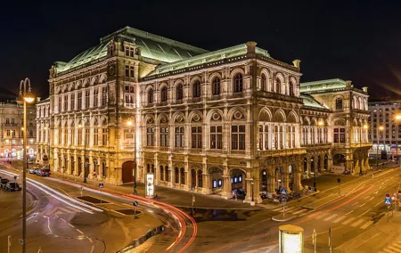 4 hour private tour in Vienna with a car up to 6 pax