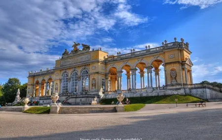 Explore Schönbrunn Palace & Gardens: Private 2.5-hour Guided Tour
