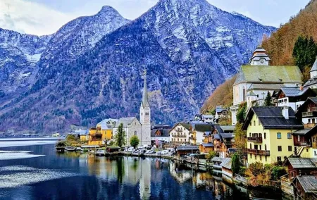 Vienna: Private tour to Hallstatt and Salzburg