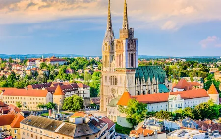 Private transfer from Vienna to Zagreb with 2h of Sightseeing