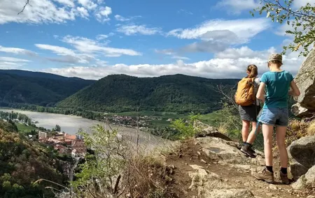 4-Hour Private Alpine Hiking Tour 'In the footsteps of king Lionheart'