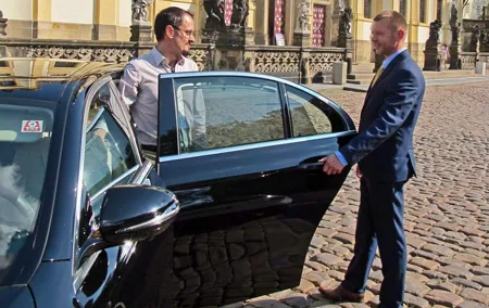 Private Transfer to Budapest from Prague