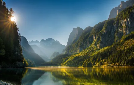 Perfect Private Day Tour to Hallstatt & Gosau Lake from Vienna