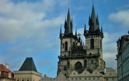 Full-Day Private Tour to Prague from Vienna with Licensed Guide
