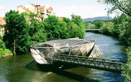 Vienna: Private tour to Graz