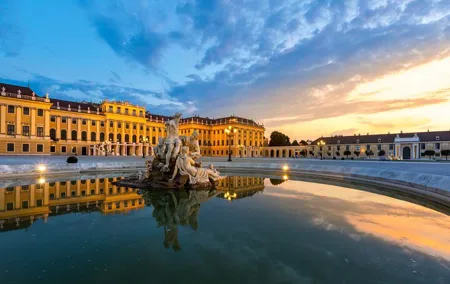 Vienna's Christmas Market Magic Tour