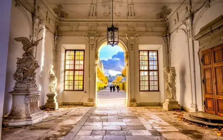 Historic Vienna: Exclusive Private Tour with a Local