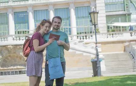 A box for a romantic walk in the city center of Vienna