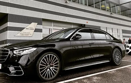 Vienna City to Vienna Airport Private Transfer Schwechat One Way
