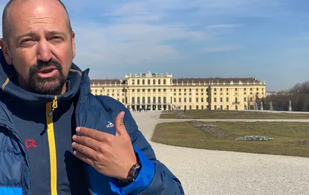 Guided Walking Tour of Schonbrunn Palace in Vienna