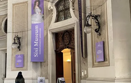 2-Hour Guided Tour in the Footsteps of Princess Sissi in Vienna