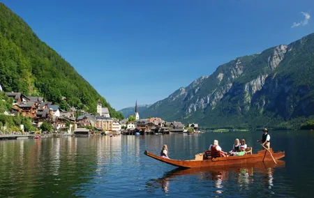 Guided excursion to Hallstatt in the Salzkammergut from Vienna