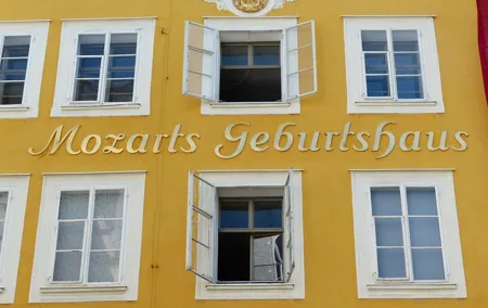 Private Day Trip to Salzburg from Vienna with a local