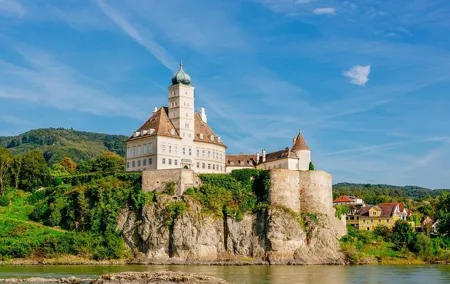 Full-Day Private Trip from Vienna to Wachau Valley