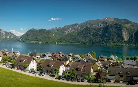 Full Private Day Trip from Vienna to Salzburg and Lakes Region