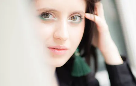 Take Stunning Photos of Yourself While Walking Vienna