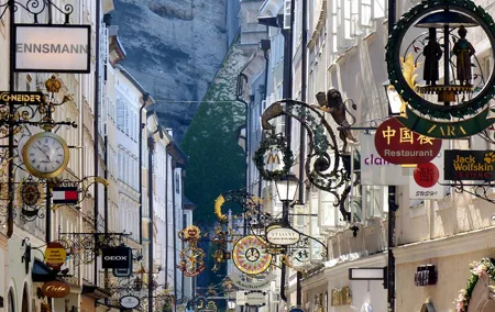 Salzburg's Majestic Gems: Enchanting Castles and Brews Experience