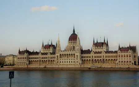 Daytrip to Budapest from Vienna - Private (Transfers & HD Licenced Guide)