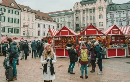 Prague Christmas Markets and Highlights Tour from Vienna 2 days