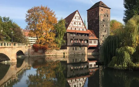 Private Transfer from Vienna to Nuremberg with 2h of Sightseeing