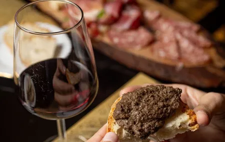 Florence Luxury Wine Tasting Experience and cold cuts & sommelier
