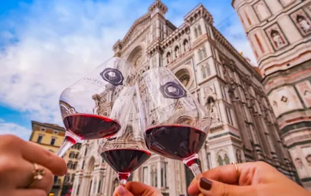 Guided Wine Walk in Florence with 3 Wine Pairing and Food Tasting