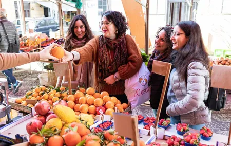 Florence: Half-day Market Tour & Dining at Cesarina's Home