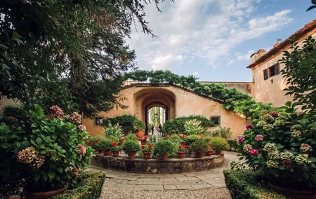 Villa Medicea Di Lilliano Tour with Wine Tasting