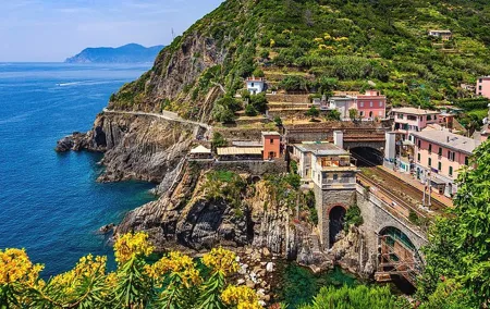 Discover the Magic of Cinque Terre:Private Day Trip from Florence