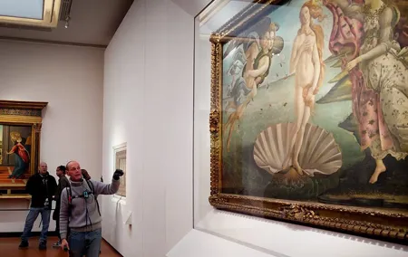 Galleria Uffizi Skip-the-Line Entry & Guided Tour in Florence