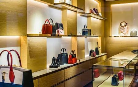 Florence shopping outlet visit 4 hours with private driver