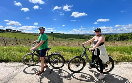 E-Bike Guided Tour in Tuscany’s Hills and Vineyards