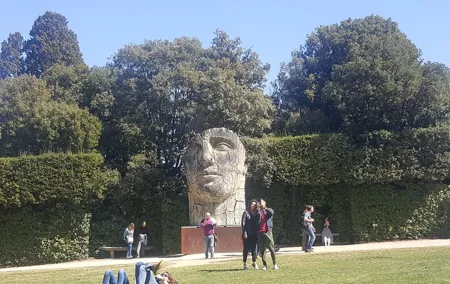 Private Session Learning Italian in the Boboli Gardens