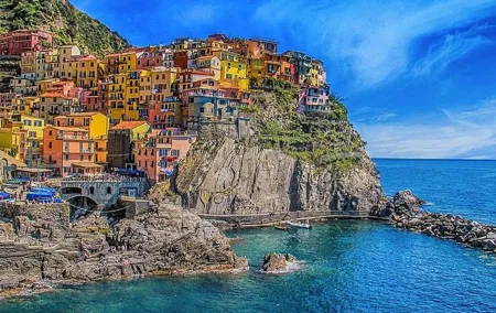 From FLORENCE: Guided tour of breathtaking Coast of Cinque Terre