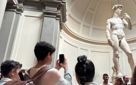Private Child-friendly Tour Accademia Gallery and Michelangelo
