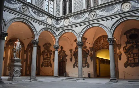 The Medici Family Kid-Friendly Tour w Palazzo Vecchio & Palazzo Medici
