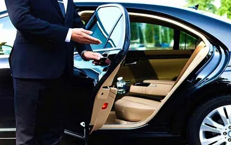 Door-To-Door Private Transfer Florence to Fiumicino FCO Airport or viceversa
