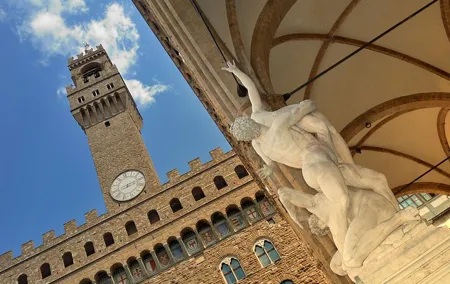 Private All-inclusive Florence Wonders Walking Tour with Uffizi Gallery