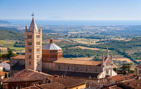 Private transfer from Florence to Massa with private driver