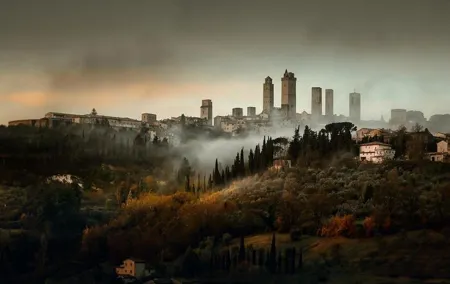 Day trip from Florence: Siena and San Gimignano - private tour