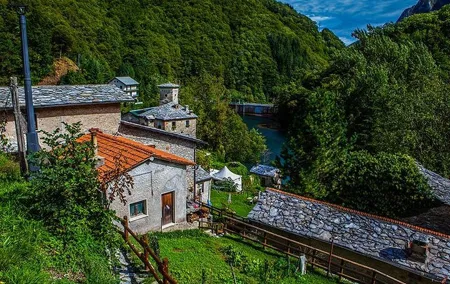 Private Lucca, Garfagnana and Pisa Day Tour - from Tuscany