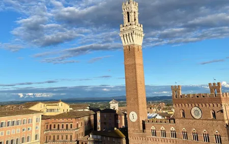 Chianti Classico Wine Tasting and Siena Exploration