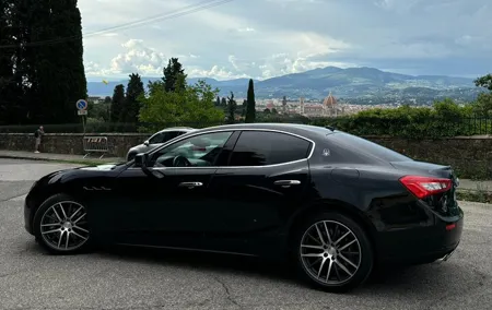 Exclusive Dolce Vita Maserati Tour