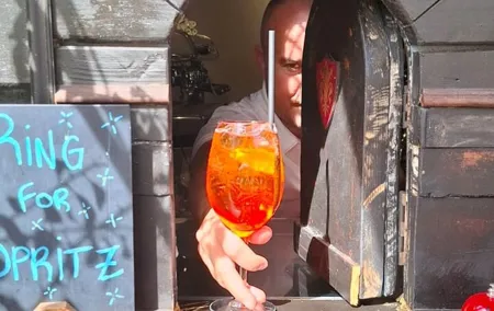 Explore Florence by Golf Cart Wine Windows and Gelato Experience