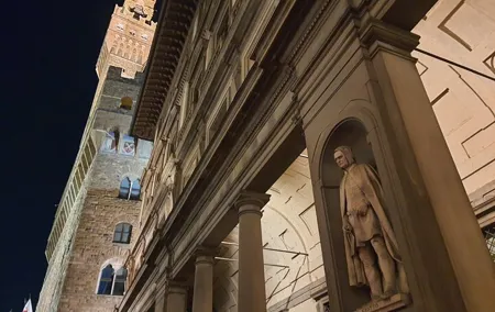 Best of Florence City Guided Walking Tour at Night by Maria