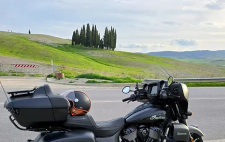 Motorcycle tour through the secret emotions of Tuscany