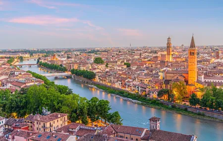Florence to Verona: Roman Ruins & Romantic Streets