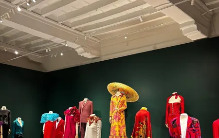 Florence Moda Fashion Private Tour with Local Expert Stylist