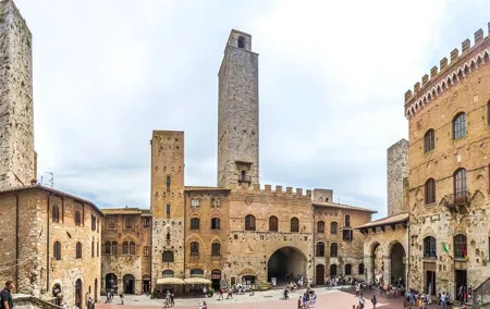 Private Tour in San Gimignano Siena and Chianti