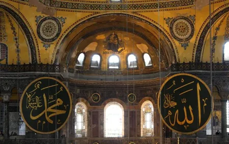 Guided Hagia Sofia, Blue mosque, Basilica Cistern skip lines tour